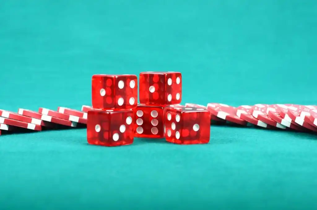 Cricket and casino-style entertainment sections organized on gk115